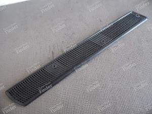 GRILLE D'AILE ARRIERE DROITE pour RENAULT 5 / 7 (R5 / Siete)