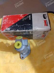 Brake master cylinder - PEUGEOT 505 - 611510- thumb-2