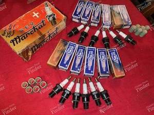 Set aus 12 Kerzen HFS 34 - FERRARI 250 GTO