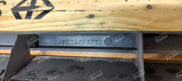 Kühlergrill - Phase 1 - RENAULT 21 (R21) - 7700764717- 5