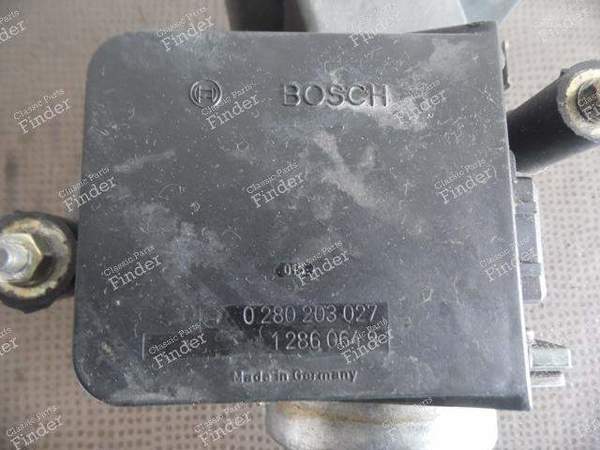 DEBITMETER M30 - BMW 7 (E32) - Bosch: 0280203027 / BMW: 13627547981 / 13621286064- 4
