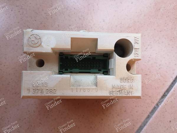 Horloge - BMW 5 (E34) - 62.13 / 1374282- 1