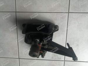 Front right engine mount for CITROËN C6