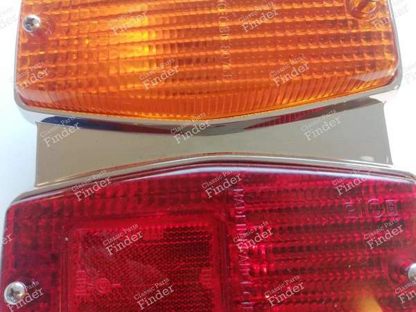 Pair of phase 1 rear lights - PEUGEOT 304 - OEM: 6342.28 / 8076 B G- 9