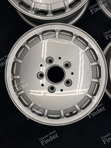 Jantes en alliage originales 'Gullideckel Fuchsfelgen' 5Jx14 ET50 - MERCEDES BENZ 190 (W201) - 2014000702- 5