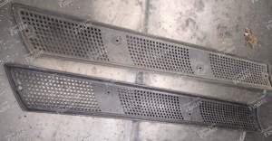 Grilles de ventilation arrières pour RENAULT 5 / 7 (R5 / Siete)