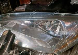 Optiques avant droite et gauche - FORD Focus II - 1480979 (D) / 1480990 (G) / 4M51 13029- thumb-1