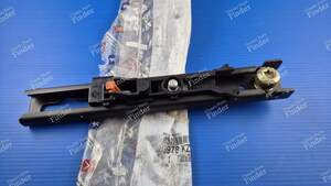 Rear seat belt adjustment slide - PEUGEOT 307