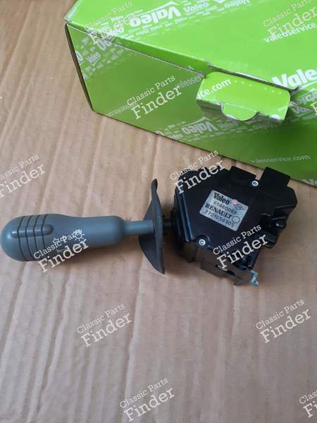 Commutateur coté gauche - RENAULT Twingo I - 61460063 / 7701054305- 0