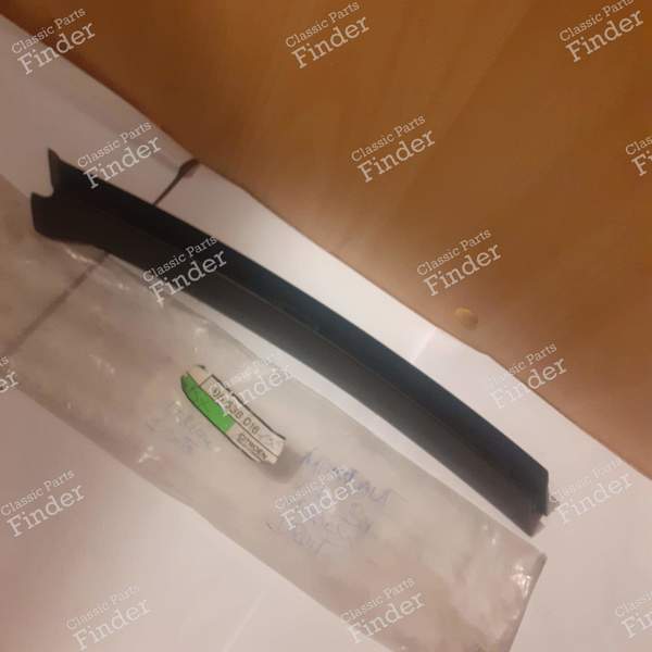 Rail de guidage de vitre de porte arrière gauche - CITROËN BX - 95638016- 2