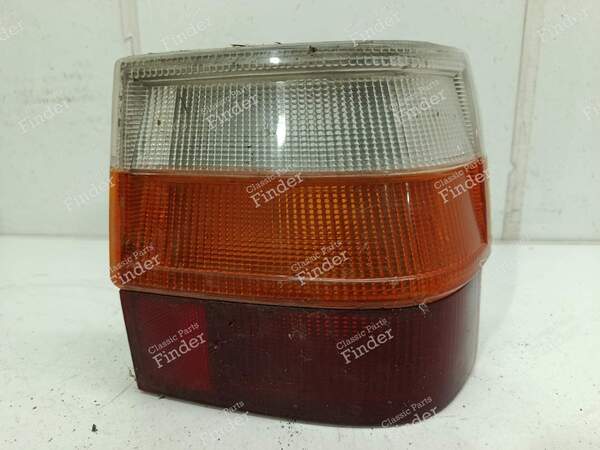 Right taillight - RENAULT 9 / Alliance / Broadway / 11 / Encore (R9 / R11) - 0