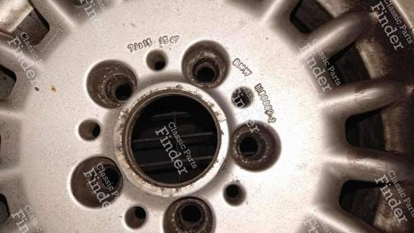 Felgen der 3er-Serie - 15 Zoll - BMW 3 (E30) - 11800692- 1