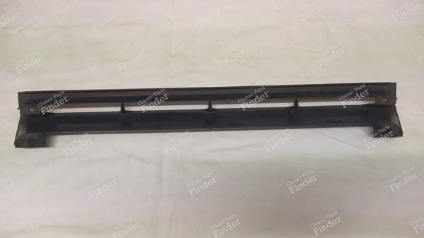 Calandre R21 phase II - RENAULT 21 (R21) - OEM: 7700790245- 2