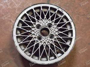 JANTE pour PORSCHE 924