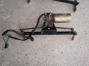 Wiper motor - RENAULT Rodéo 5 - 7701349539 (?)- thumb-1