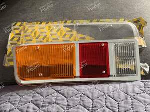 Left rear taillight with reverse light - RENAULT 16 (R16)
