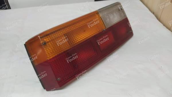 Two left rear lights - RENAULT 14 (R14) - 20710 (G)- 1