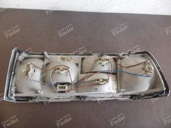 FEU ARRIERE GAUCHE 63211368207 - BMW 7 (E23) - 1 368 207- 9