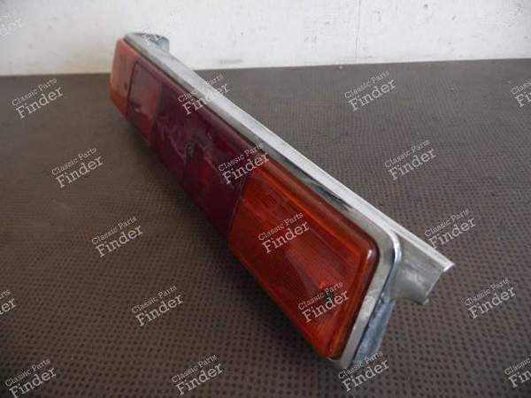 FEU ARRIERE GAUCHE AUDI 60 / SUPER 90 TYPE F103 - AUDI 60/72/75/80/90 (F103) - 2