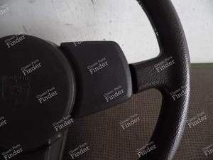 VOLANT 3 BRANCHES - PORSCHE 944 - 135415091B- thumb-2