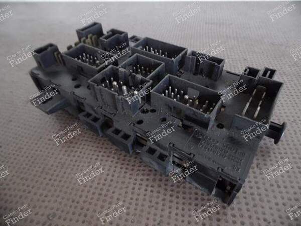 Electric Relay Station - VOLKSWAGEN (VW) Golf II / Jetta - 171941813D - Equiv. 171941821D- 1
