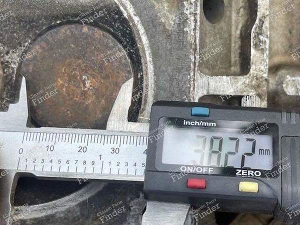 Cylinder head - RENAULT 18 (R18) - 7700597415- 8