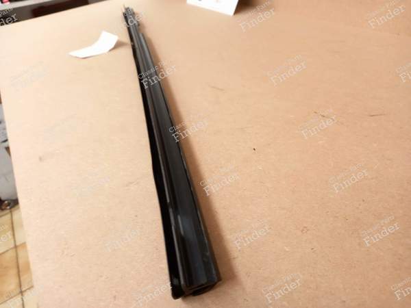 Left front interior window wiper - Phase 1 - 5 doors - VOLKSWAGEN (VW) Golf II / Jetta - 193837471C- 1