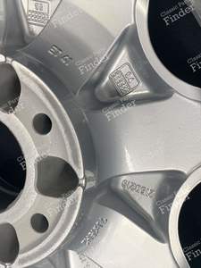 Original 'Sportline' Acht-Loch-Leichtmetallfelgen 7Jx15 ET41 - MERCEDES BENZ E (W124) - 1244011902- thumb-8