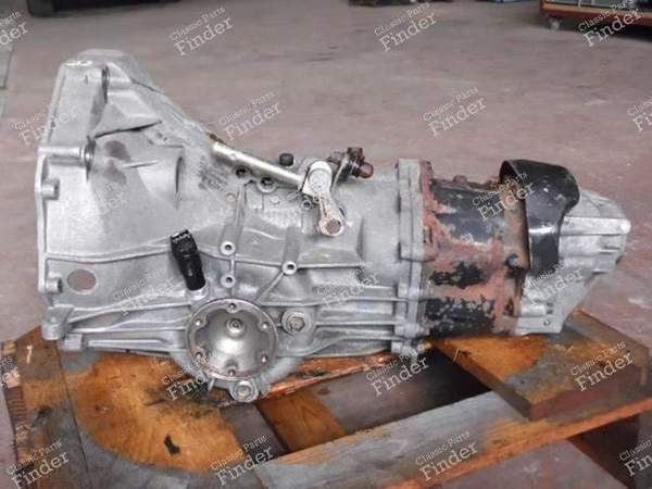 GEARBOX AOS 016300049P PORSCHE 944 S2 - PORSCHE 944 - 016 300 049 P- 0