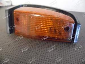 RIGHT FRONT TURN SIGNAL - RENAULT 14 (R14) - 60.76.L- thumb-1