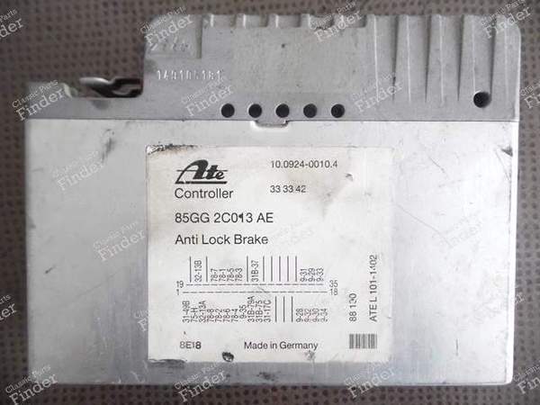 CALCULATEUR ABS 85GG2C013AE FORD SIERRA COSWORTH 2RM - FORD Sierra - 85GG2C013AE- 4