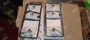 Pair of tailights - RENAULT 4 / 3 / F (R4) - 0098008980 (L) - 0098008981 (R)- thumb-1