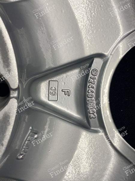 Original 'Sportline' Acht-Loch-Leichtmetallfelgen 7Jx15 ET41 - MERCEDES BENZ E (W124) - 1244011902- 7