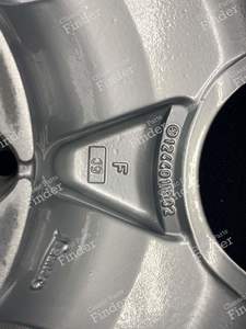 Original 'Sportline' Acht-Loch-Leichtmetallfelgen 7Jx15 ET41 - MERCEDES BENZ E (W124) - 1244011902- thumb-7