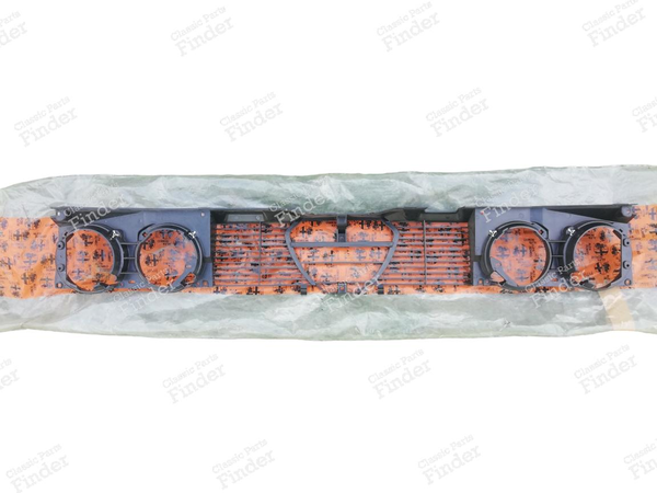 Calandre - Phase 1 - ALFA ROMEO Alfa 6 - OEM:119.11 82 84 / 119.11.59.075.00- 7