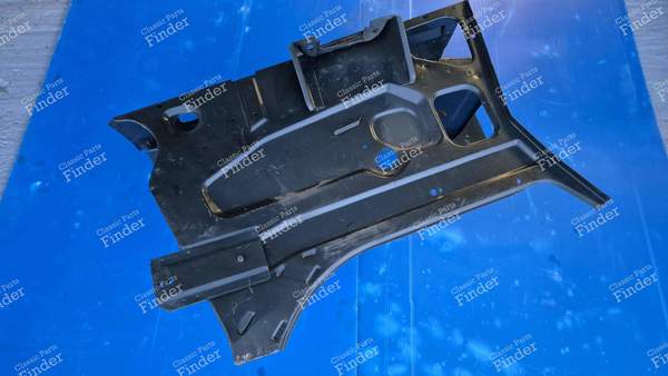 Auskleidung des rechten vorderen Kotflügels komplett - PEUGEOT 204 - 712264- 4