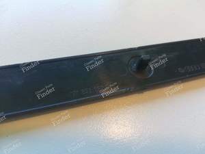 Sigle arrière - VOLKSWAGEN (VW) Golf I / Rabbit / Caddy / Jetta - 171853685A- thumb-7