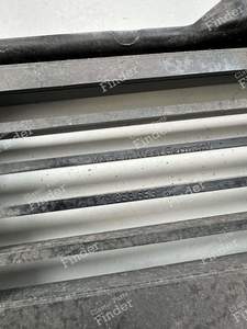 Grille de calandre deux phares - VOLKSWAGEN (VW) Golf I / Rabbit / Caddy / Jetta - 171853653M- thumb-5