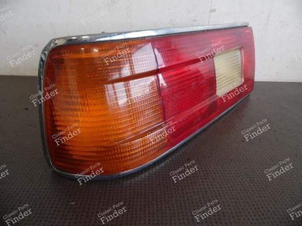 FEU ARRIERE GAUCHE 63211368207 - BMW 7 (E23) - 1 368 207- 0