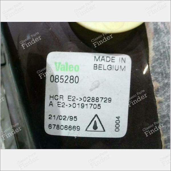 Right front headlight - RENAULT Master - 085280- 2