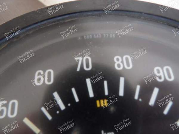 KILOMETERZÄHLER - MERCEDES BENZ TN/T1 - Références 0095427706 ou A0095427706 équivalentes à A0105421706- 3