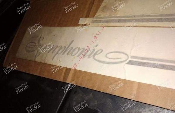 Autocollant pour R21 Symphonie - RENAULT 21 (R21) - 7700799768 / 7700799766- 0