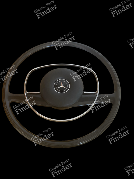 Volant d'origine - MERCEDES BENZ /8 (W114 / W115) - 1154640017- 0