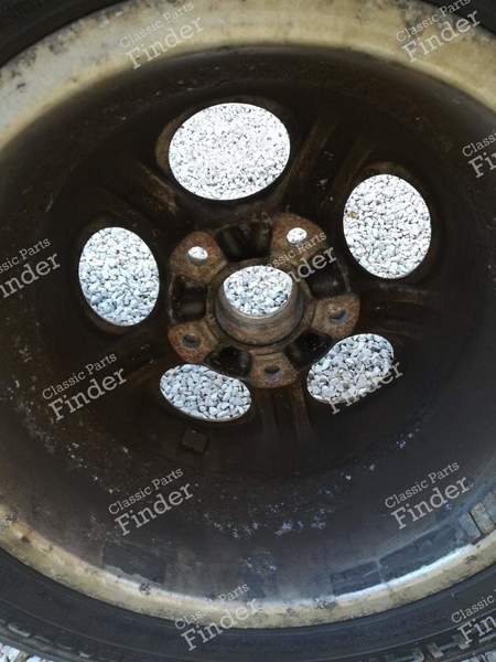 Jantes 'téléphone' pour Porsche 924 S - PORSCHE 924 - 8