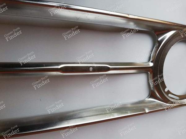 Calandre chromée pour 4L - RENAULT 4 / 3 / F (R4) - 7700503005- 2