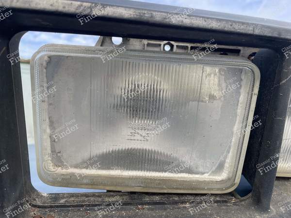 Left front optics - RENAULT 9 / Alliance / Broadway / 11 / Encore (R9 / R11) - E2 342 / HR 30- 1