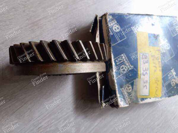 Pignon de boite à vitesse - PEUGEOT 204 - 2335.35- 2