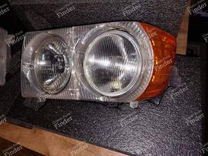 Left and right US headlight lenses - MERCEDES BENZ SL (R107) - 1305233056 (R) / 1305523033 (L)- thumb-2