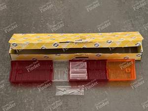 Cabochon de feu arrière droit - Phase 2 - RENAULT 15 / 17 (R15 - R17) - 21330 / 7701020334- thumb-1
