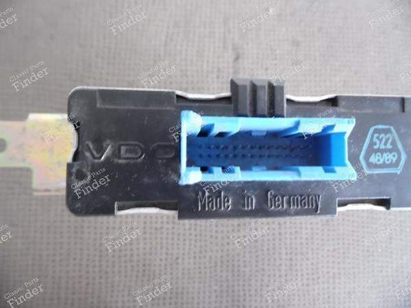 MODULE DE COMMANDE REGULATEUR DE VITESSE 1388043 BMW E32 & E34 - BMW 7 (E32) - BMW 1388043 ou 65711388043- 4